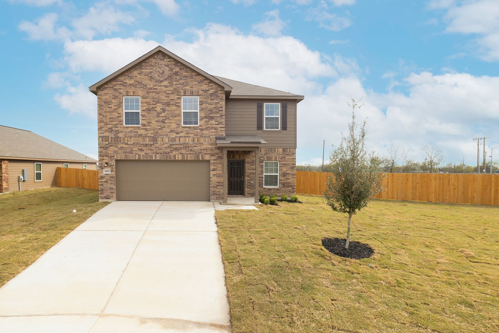Spacious 4Br Home With Huge Private Backyard In Homestead Estates Minutes From Austin – photo 1