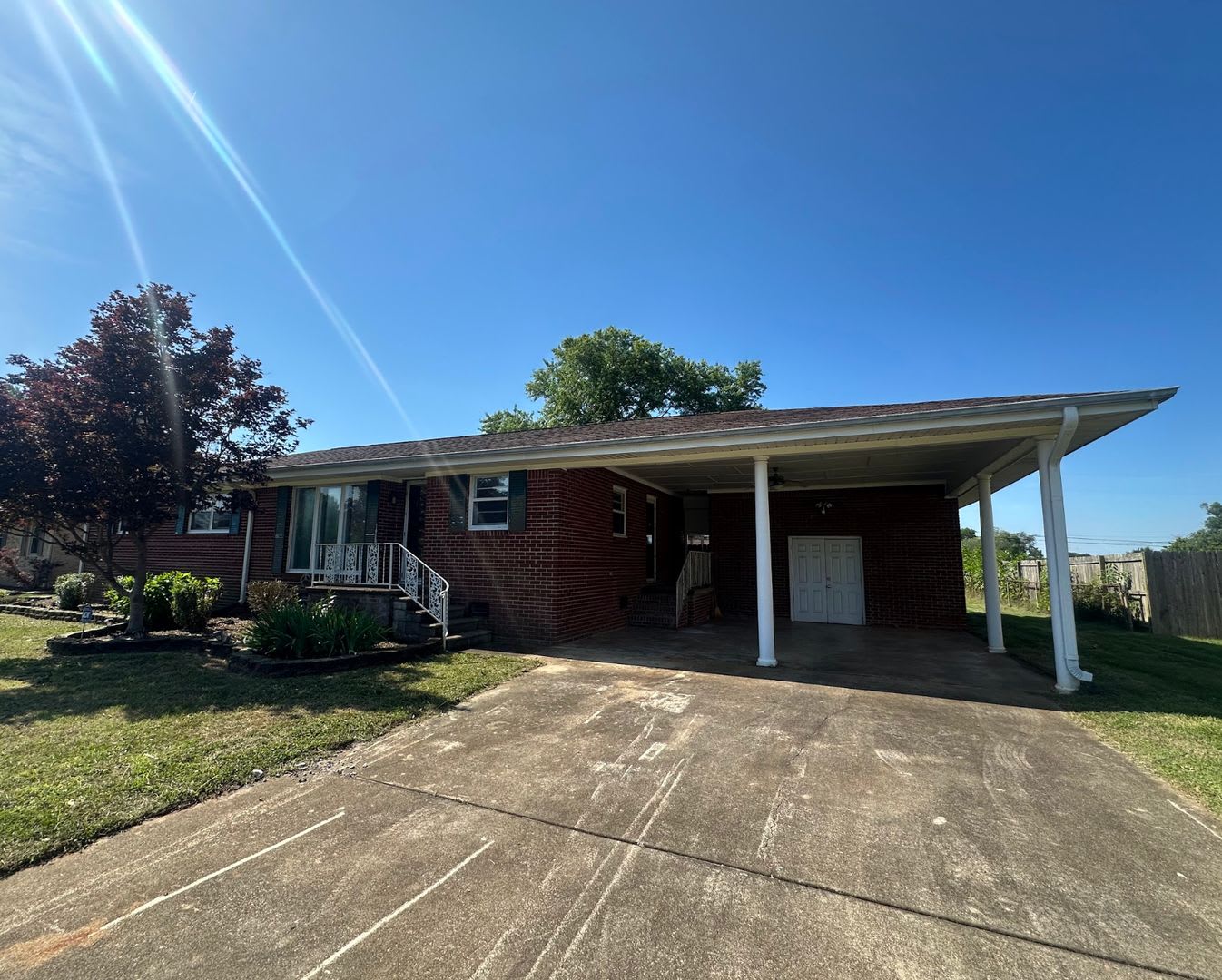 3 Bed 2 Bath – photo 1 of 14