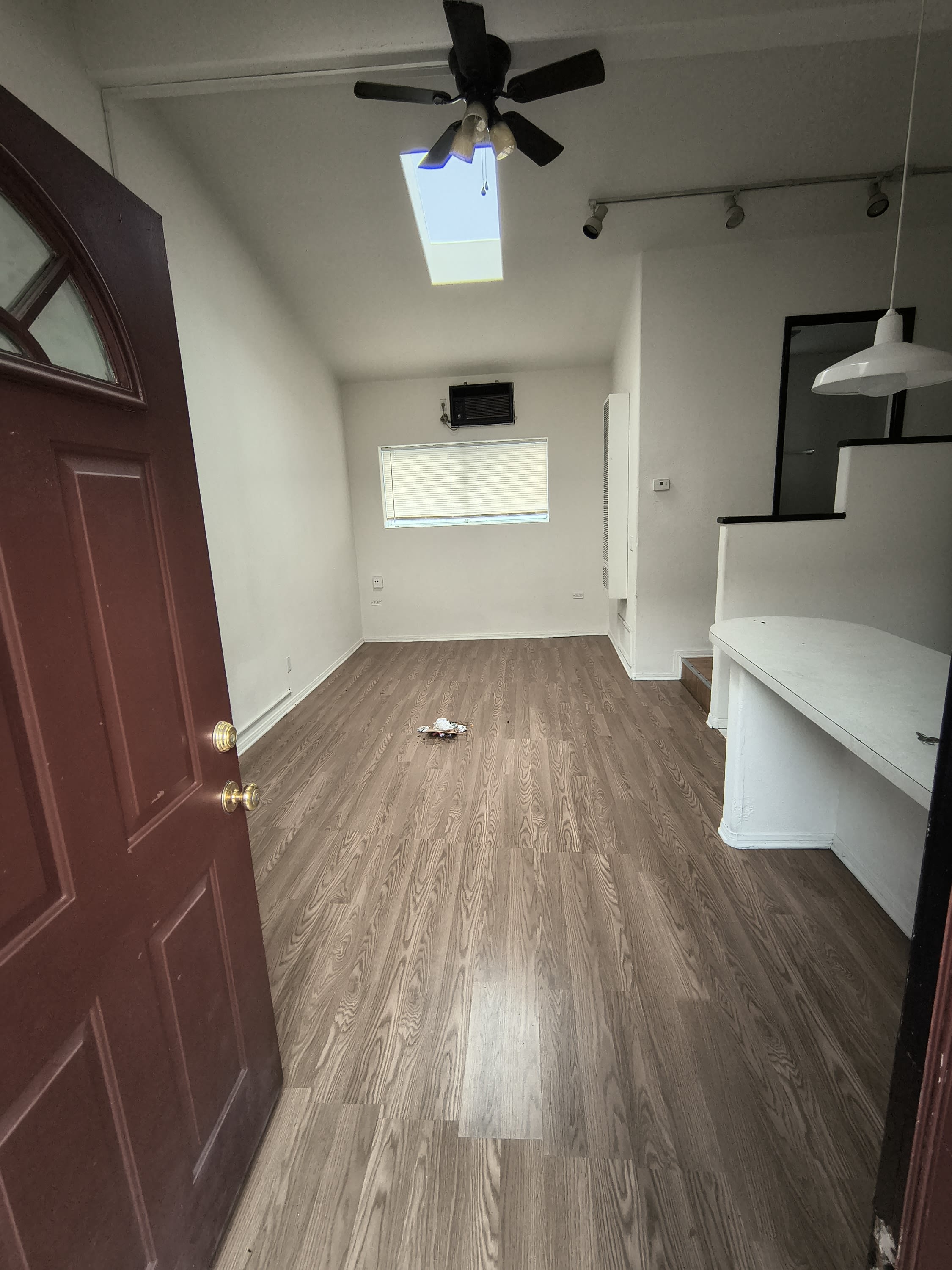 9015-17 Campo Road – photo 1 of 12