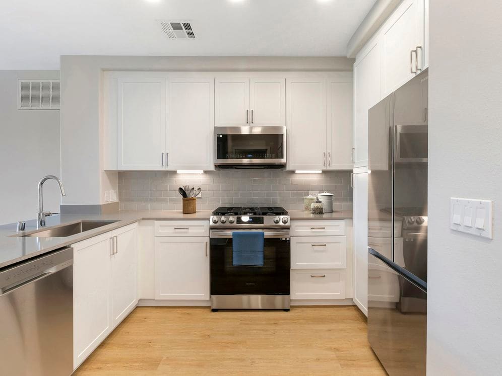 Avalon Encino – photo 1