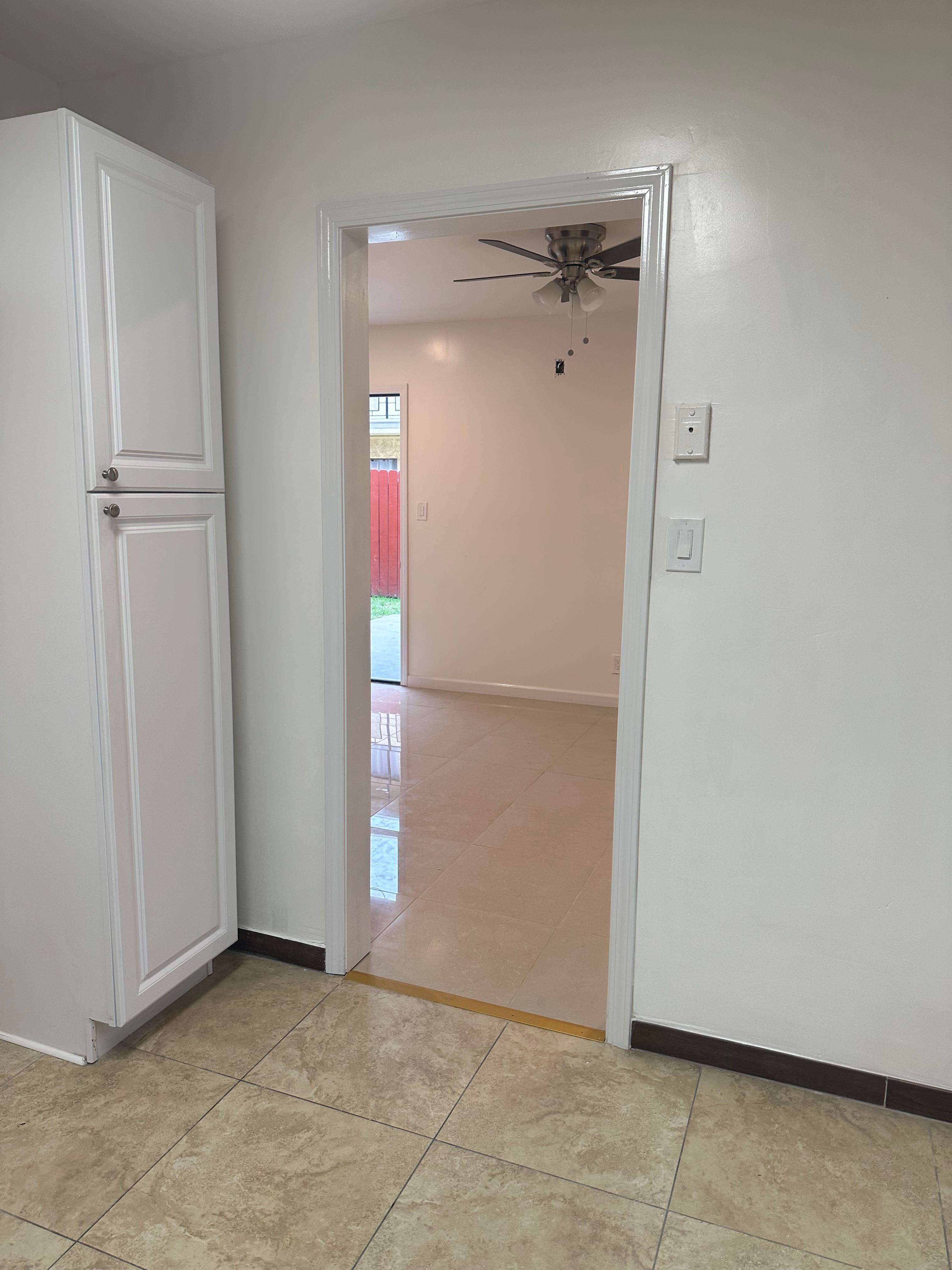 6570 Orange Ave – photo 1
