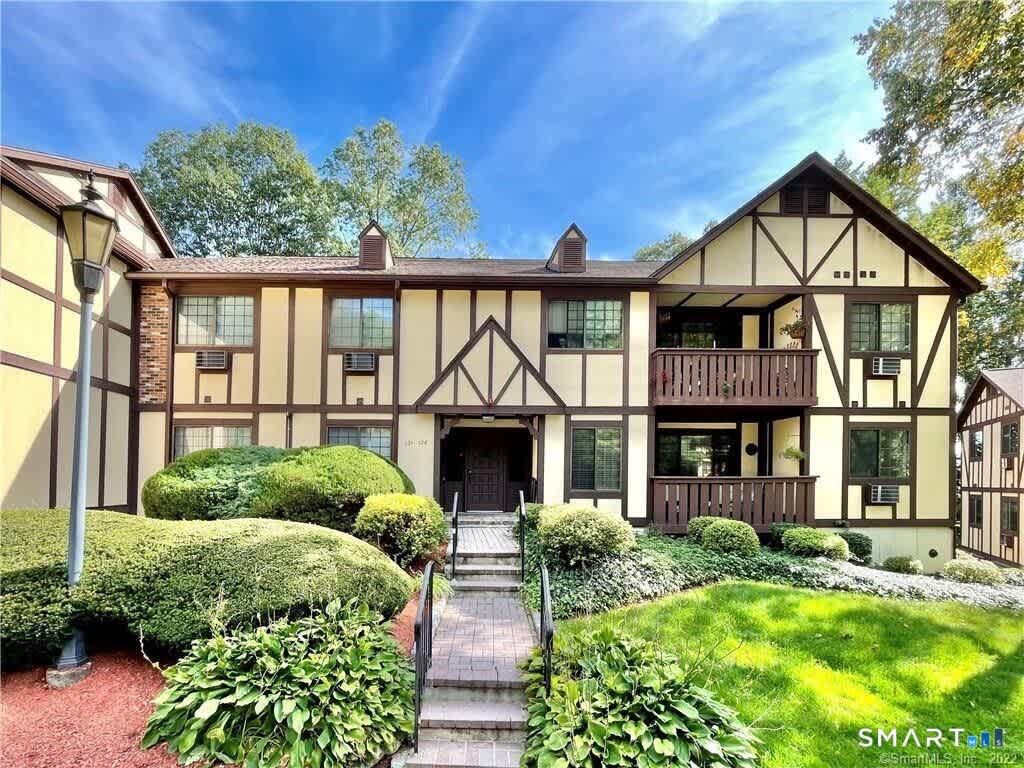 125 Warner Hill Road – photo 1 of 14