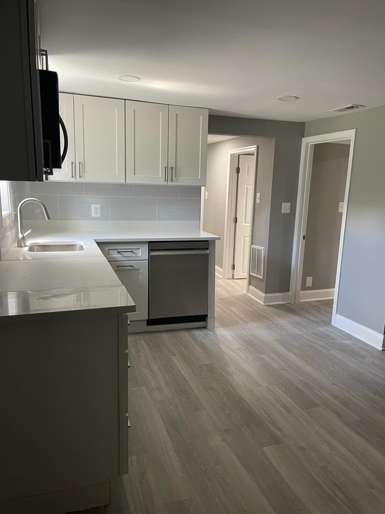 5013 Nantucket Rd – photo 1
