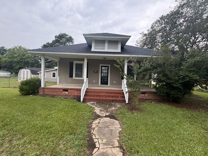 500 South 16th Street – photo 1 of 19