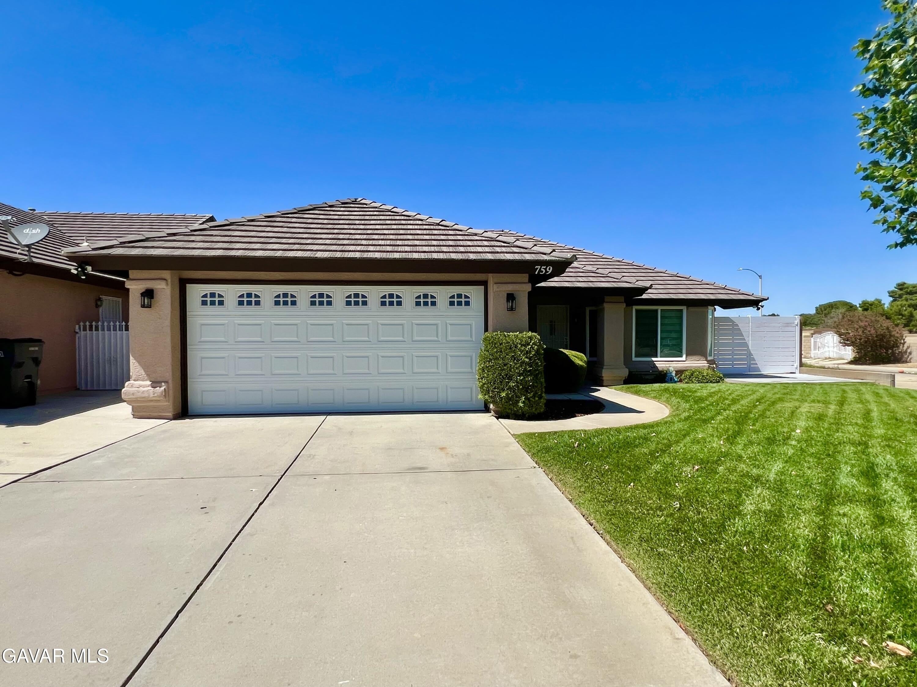 759 E Avenue J6 – photo 1