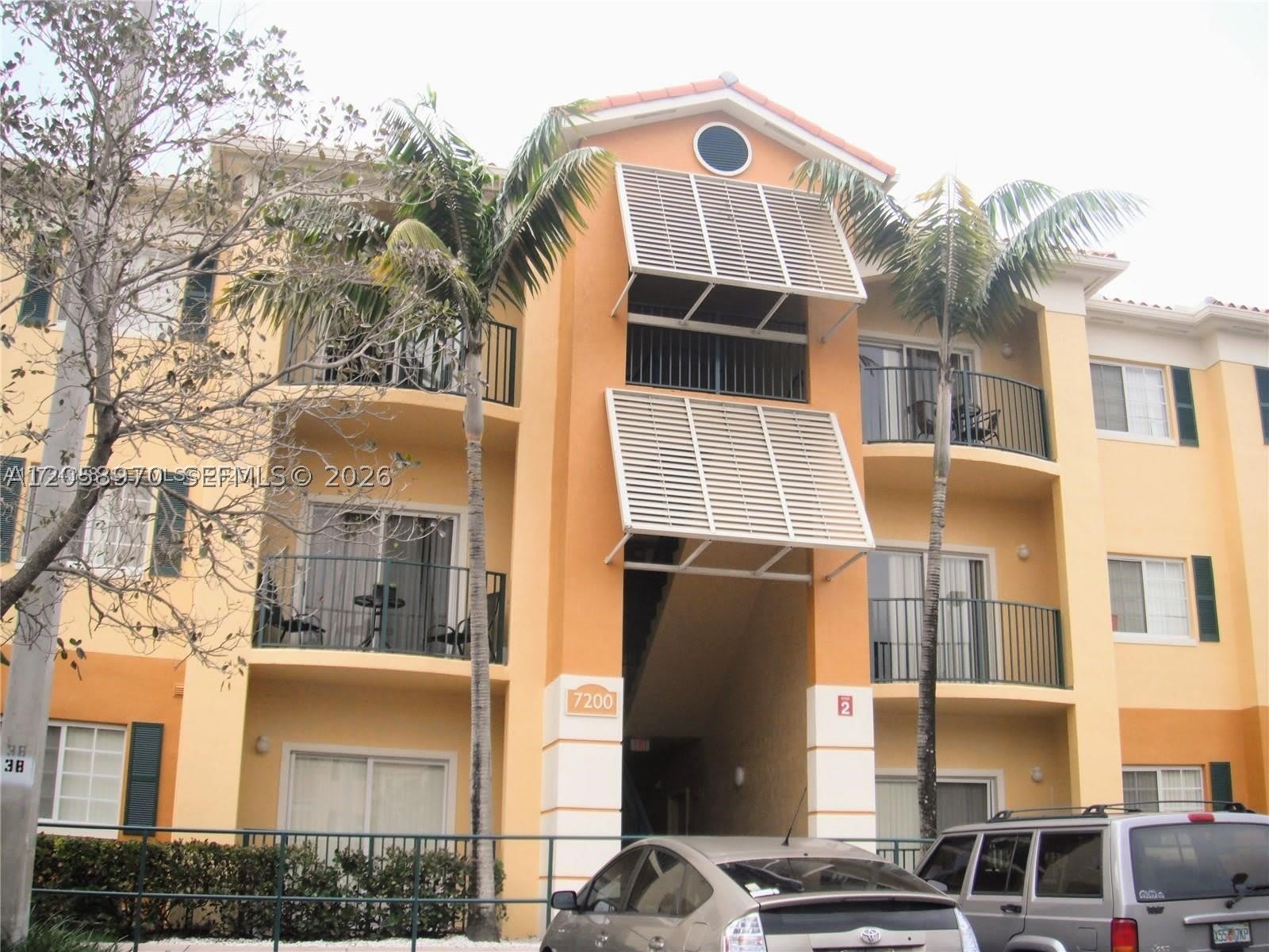 7200 Nw 114Th Ave – photo 1