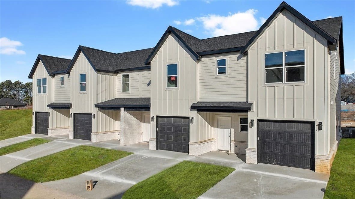 1714 Cuppett Circle – photo 1