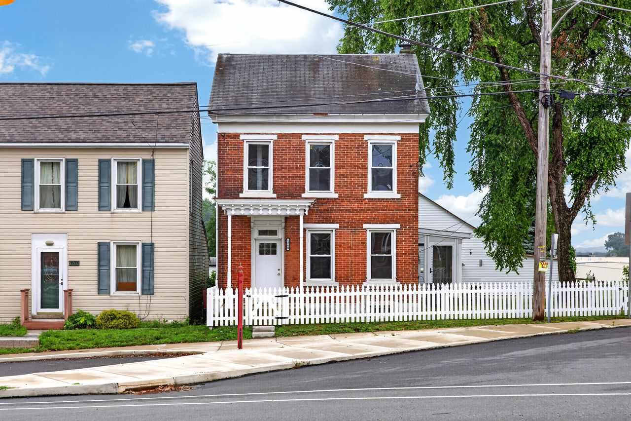 1200 Montgomery Avenue – photo 1 of 28