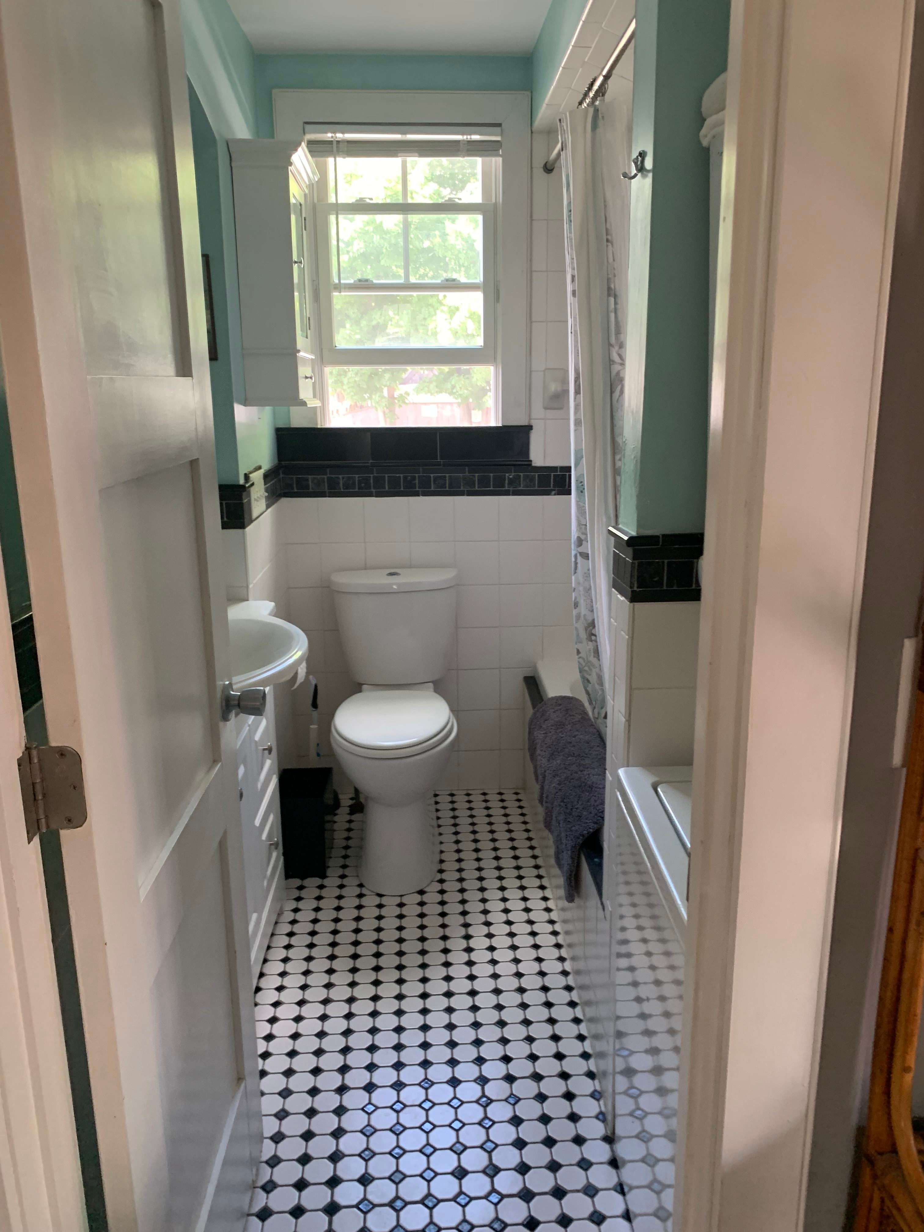 81 Baker St – photo 1 of 10