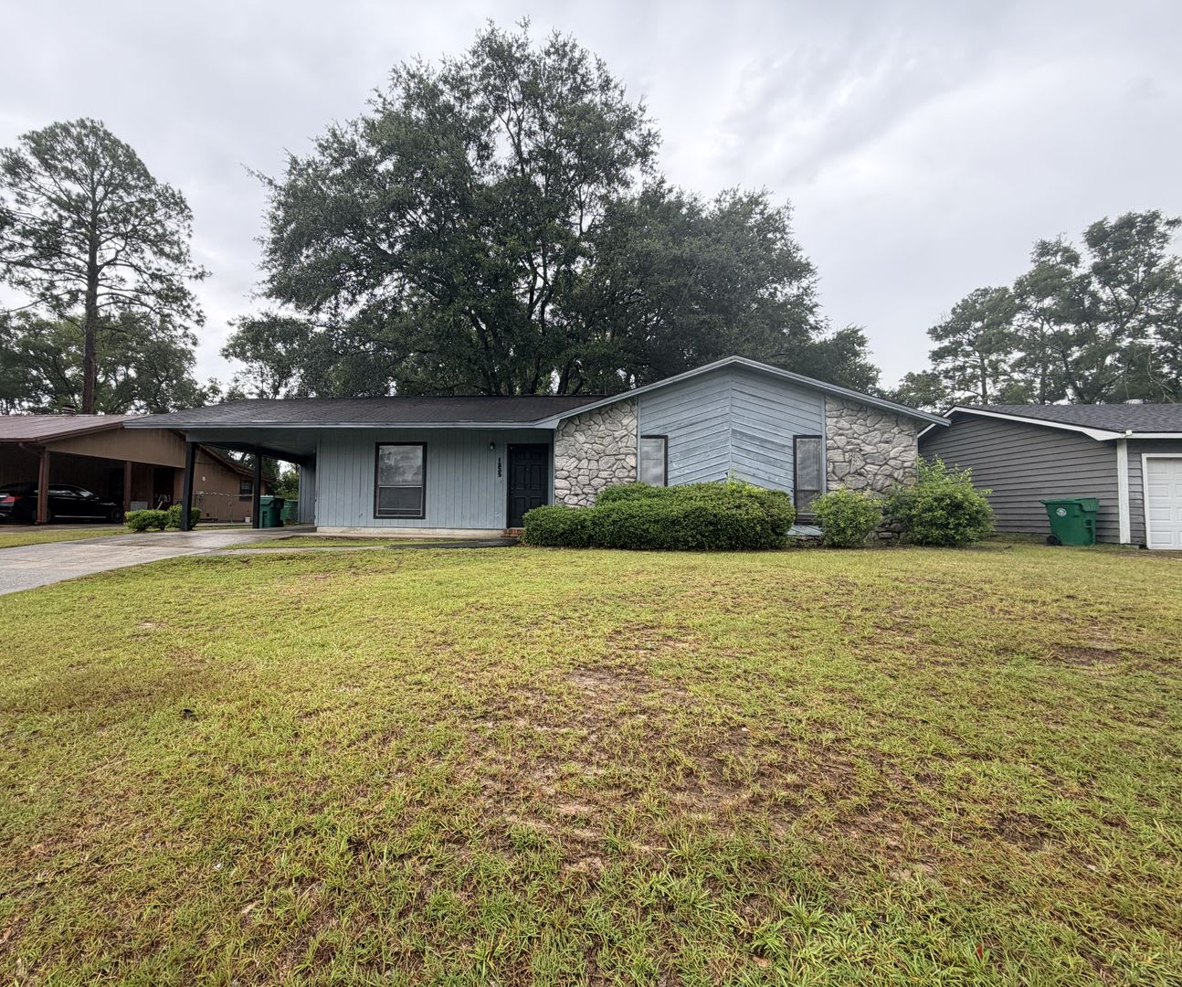 Beautiful 3BD/2B Home with Spacious Outdoor Living – photo 1