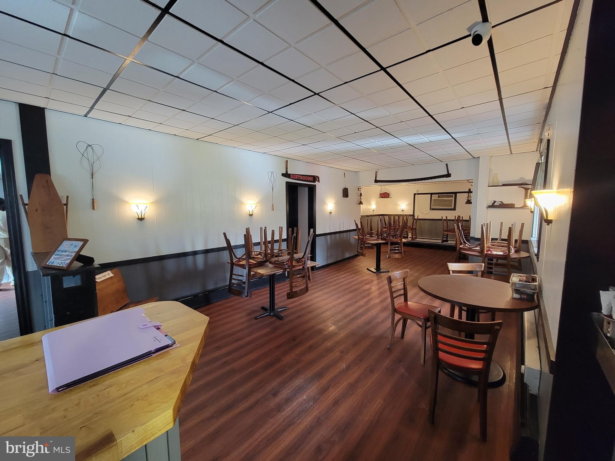 6618 S DELAWARE Drive – photo 1