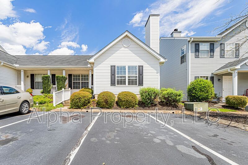 7 Hammett Grove Lane – photo 1