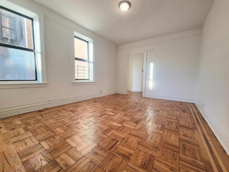 210 West 262nd Street – photo 1