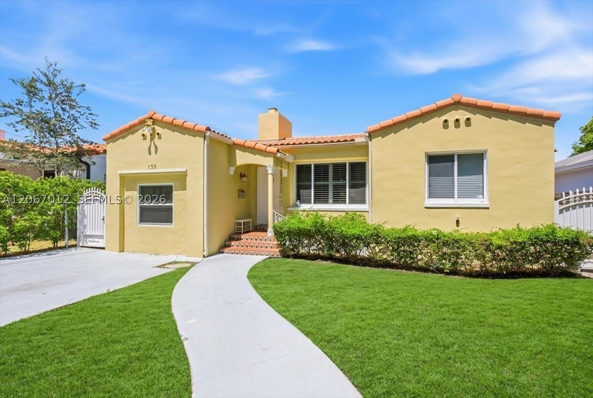 155 SW 28th Rd – photo 1