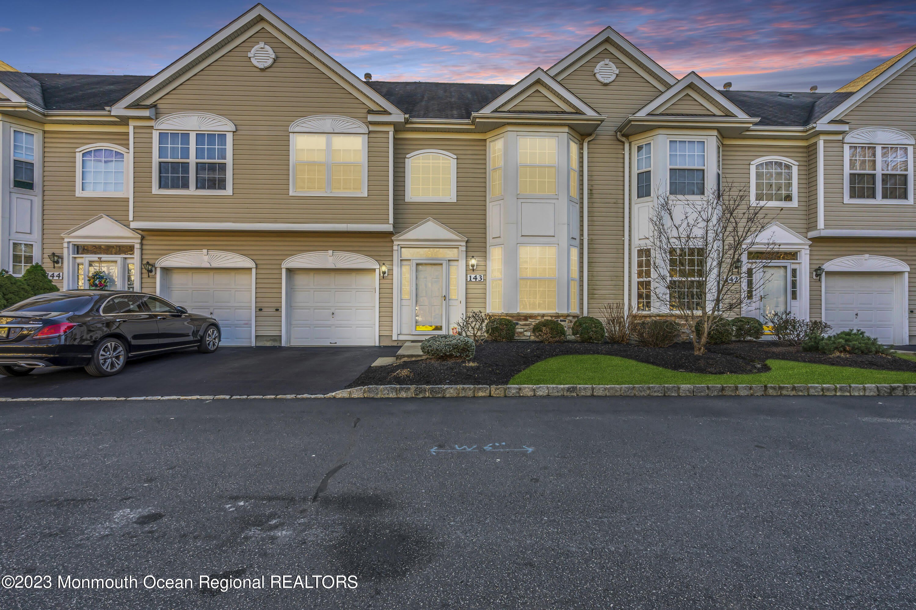 143 Shinnecock Drive – photo 1