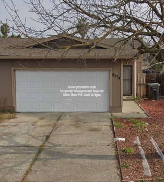8654 Kelley Drive – photo 1