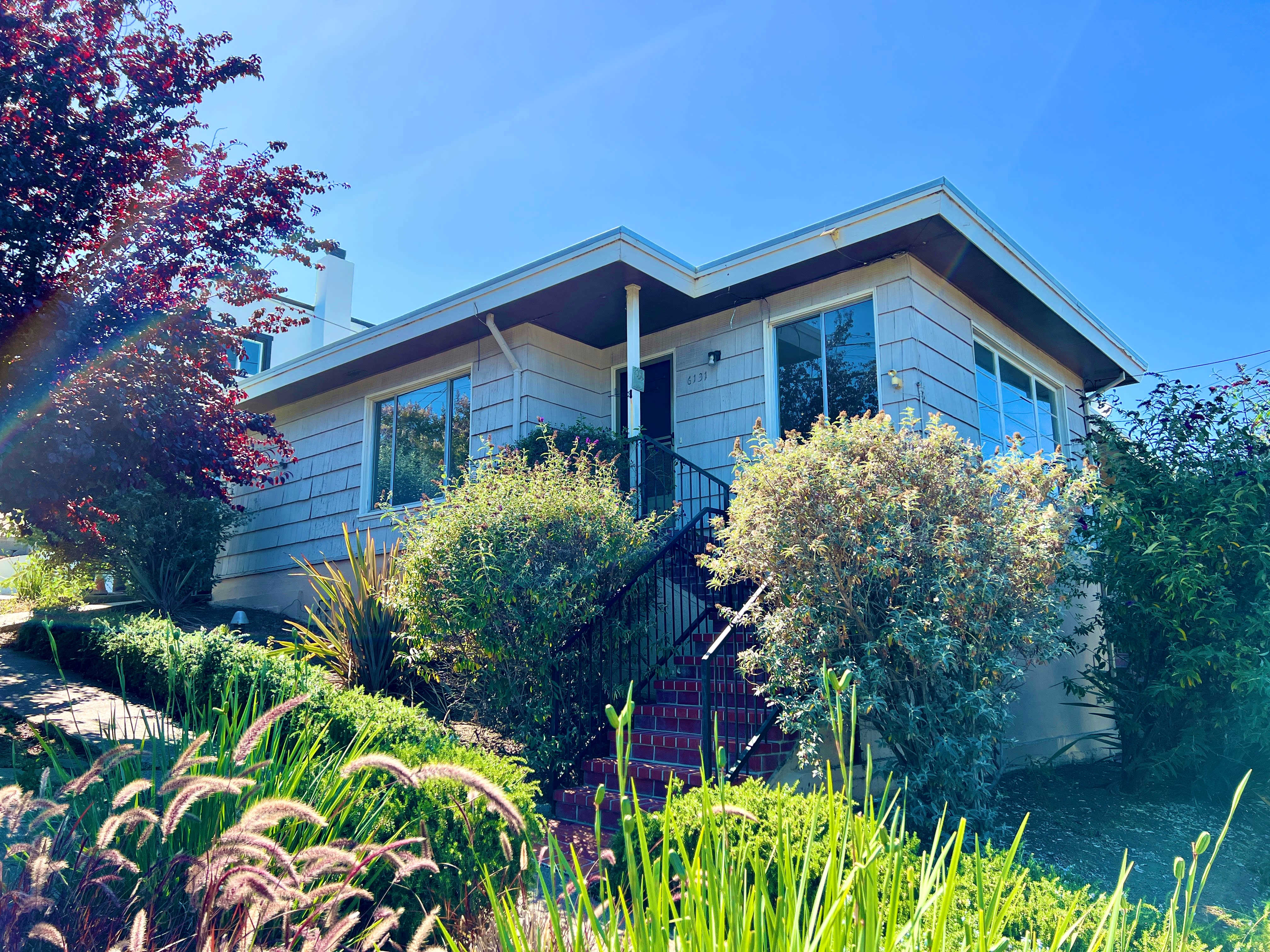 6131 Burlingame Avenue – photo 1 of 164