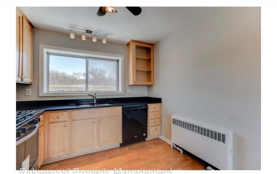 255 Birmingham St Unit 101 – photo 1 of 7
