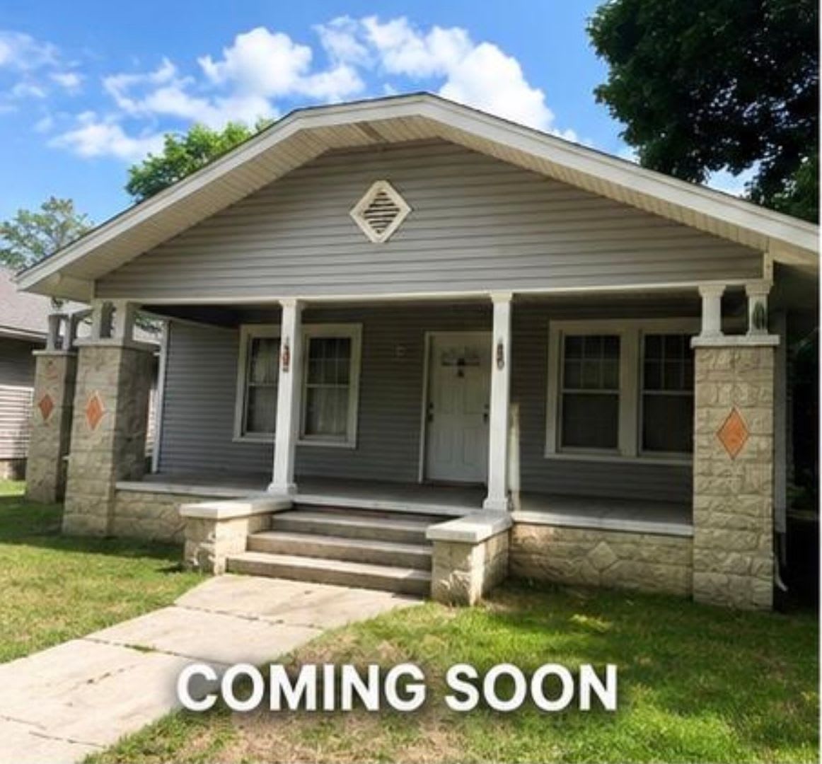 Completely Renovated 3 Bedroom / 2 Bathroom Home – Section 8 Vouchers welcome – photo 1 of 5