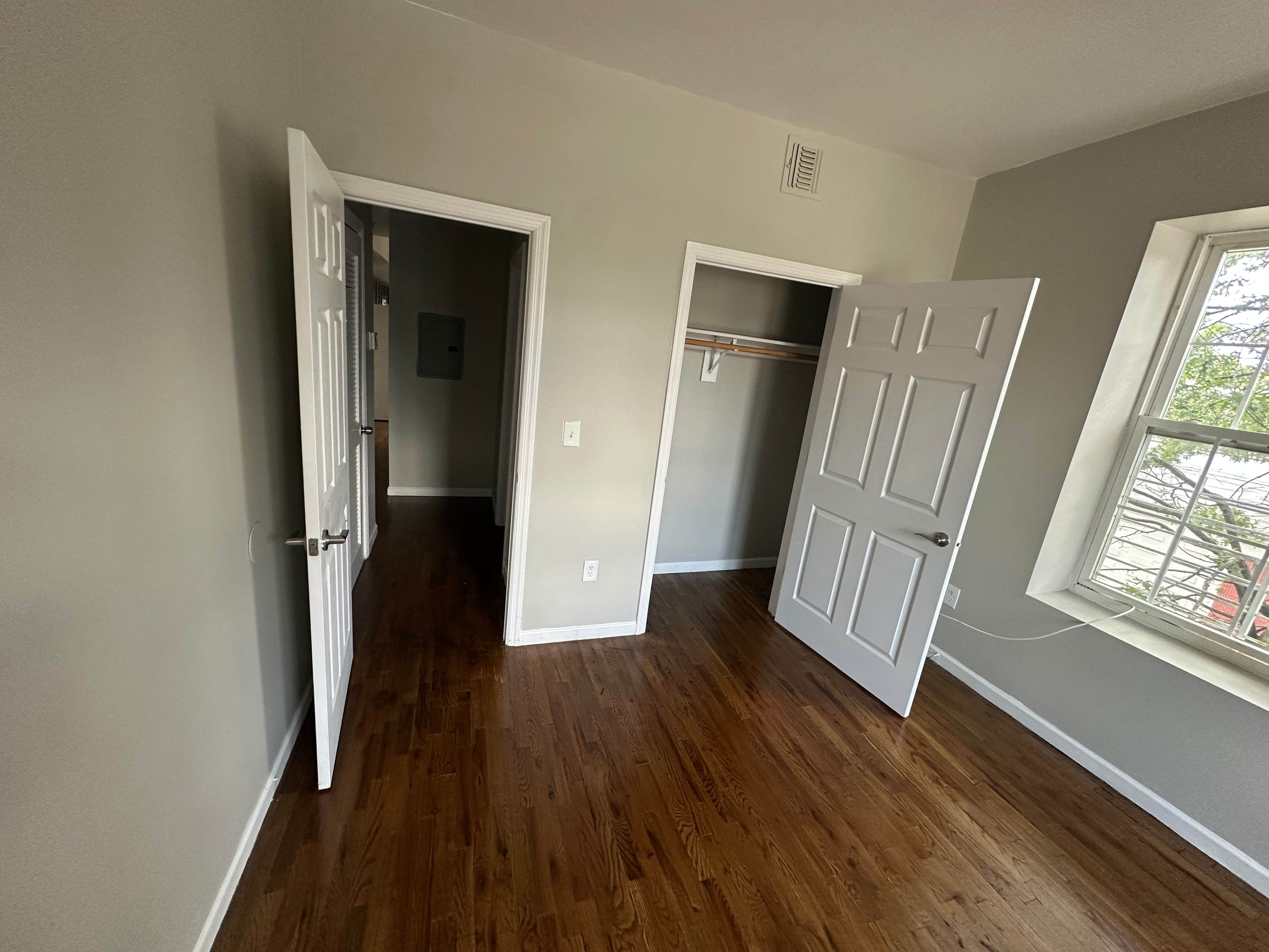 981 18th Ave – photo 1