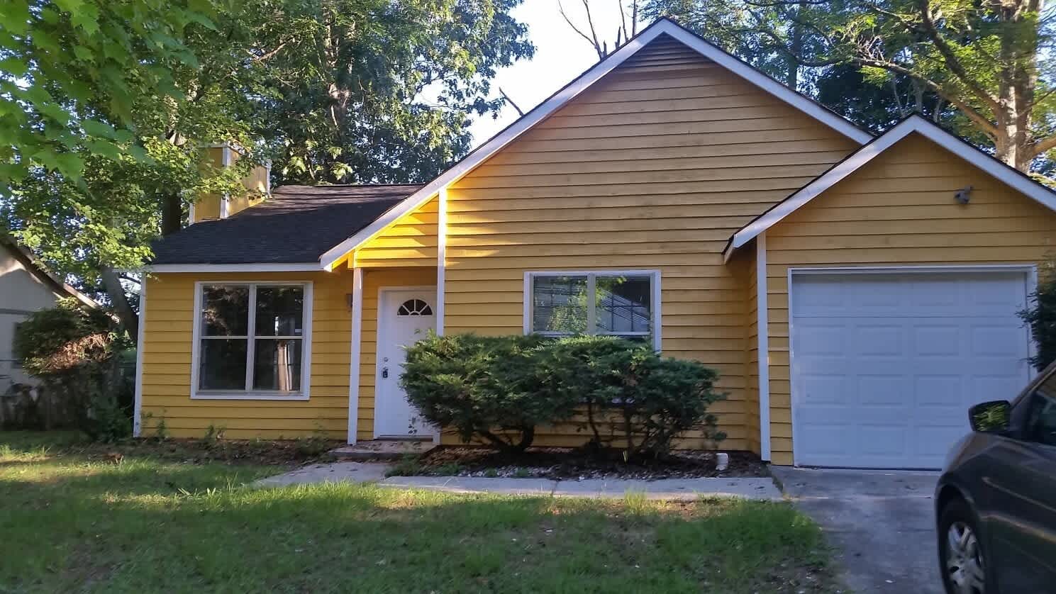 Hidden Gem in Lithonia!! – photo 1 of 18