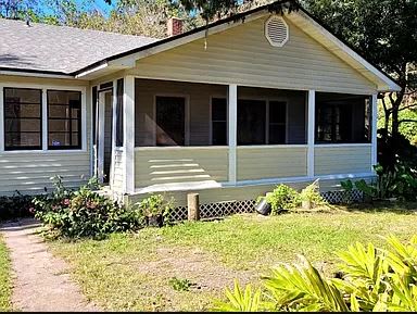 10658 Iowa Ave – photo 1