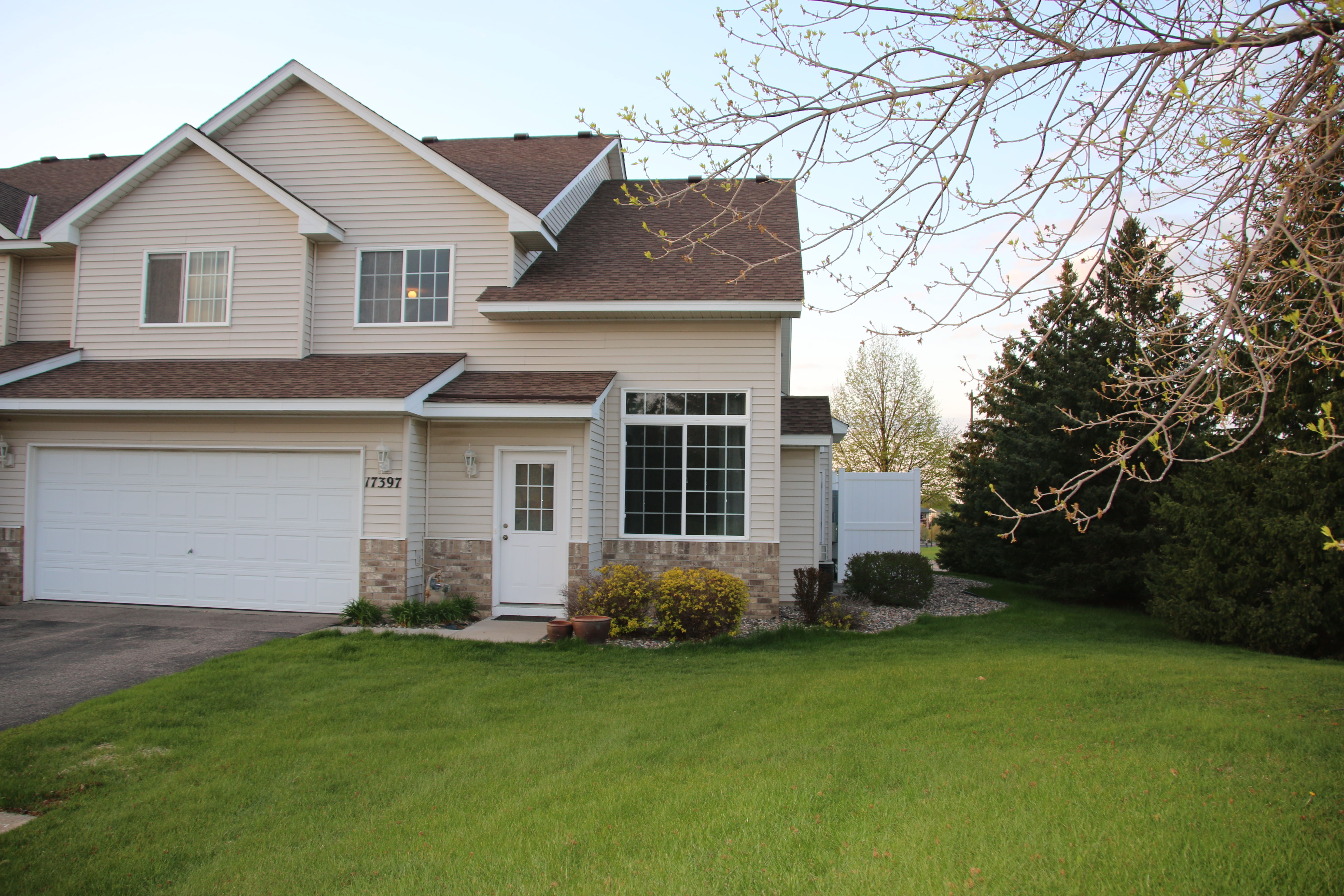 17397 Glacier Way – photo 1 of 16