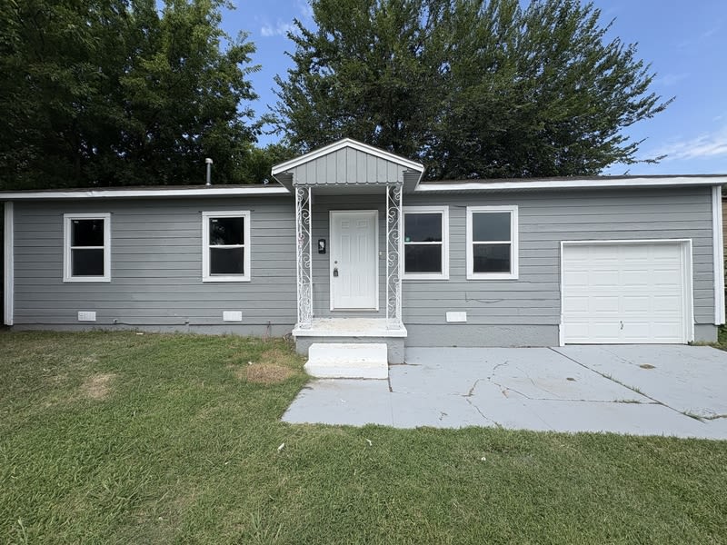 3514 North Hartford Avenue – photo 1
