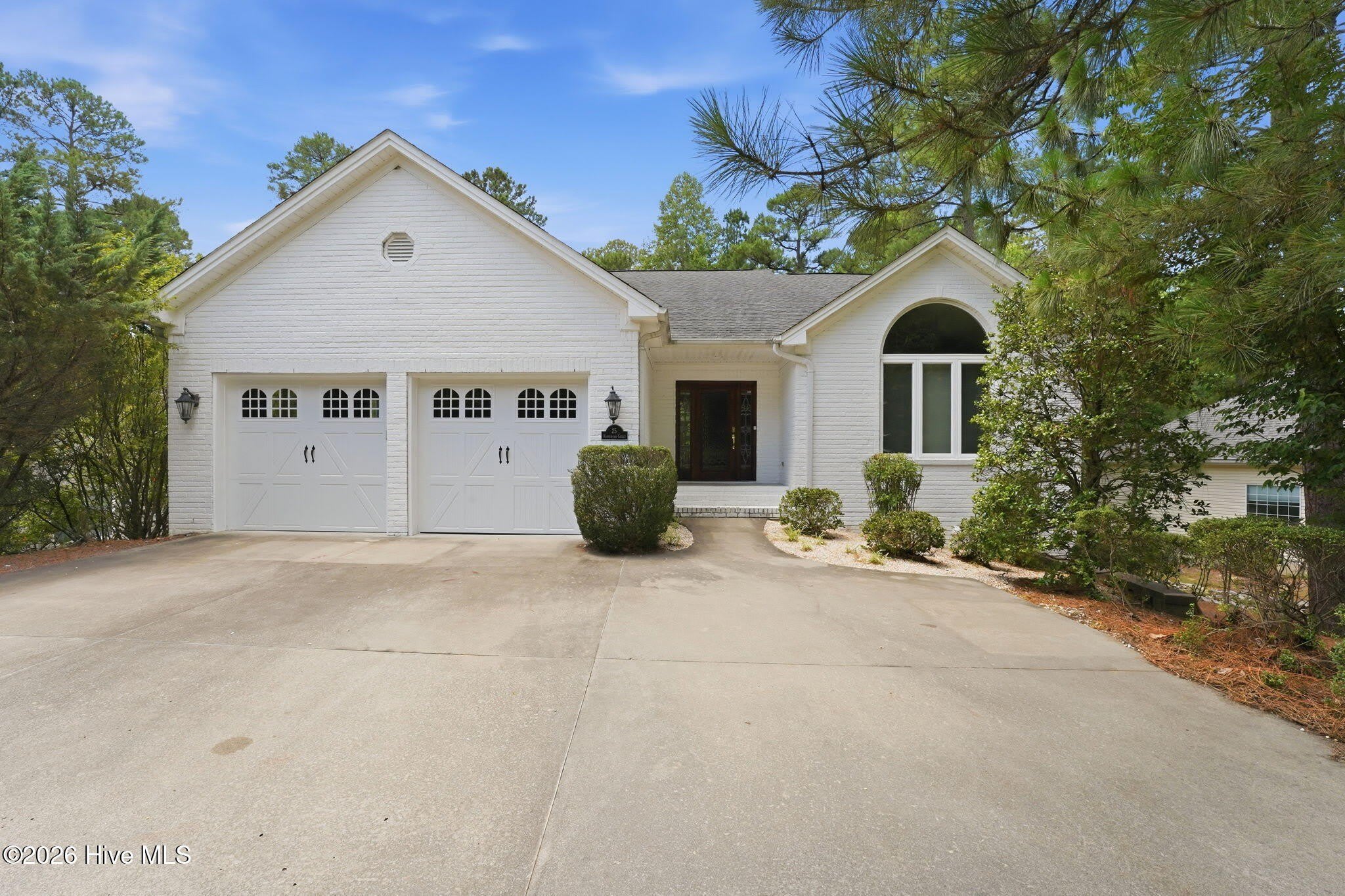 25 Kingswood Circle – photo 1