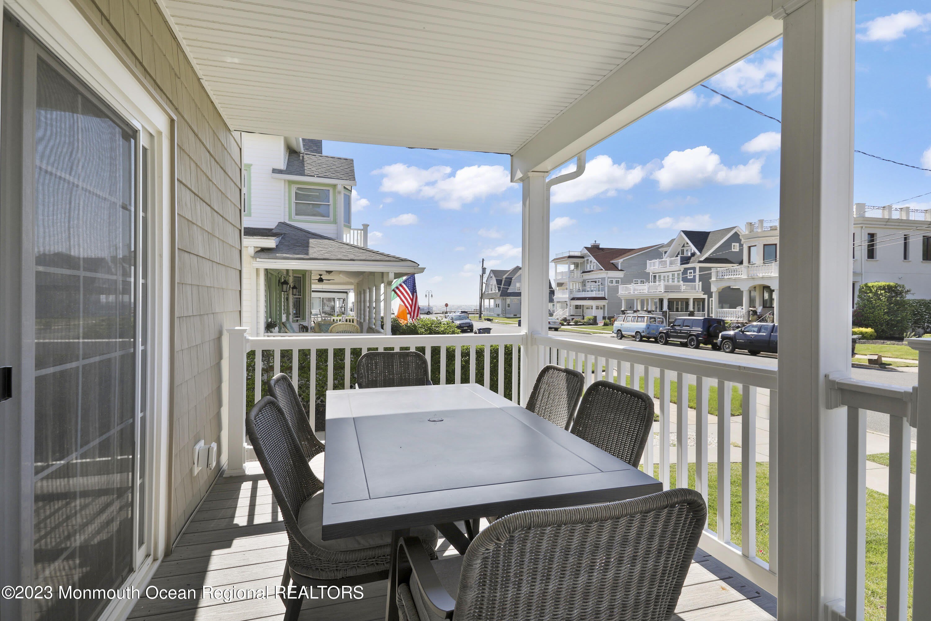 110 11th Avenue – photo 1