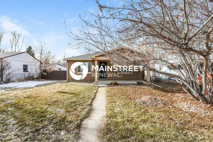 4675 South Acoma Street – photo 1