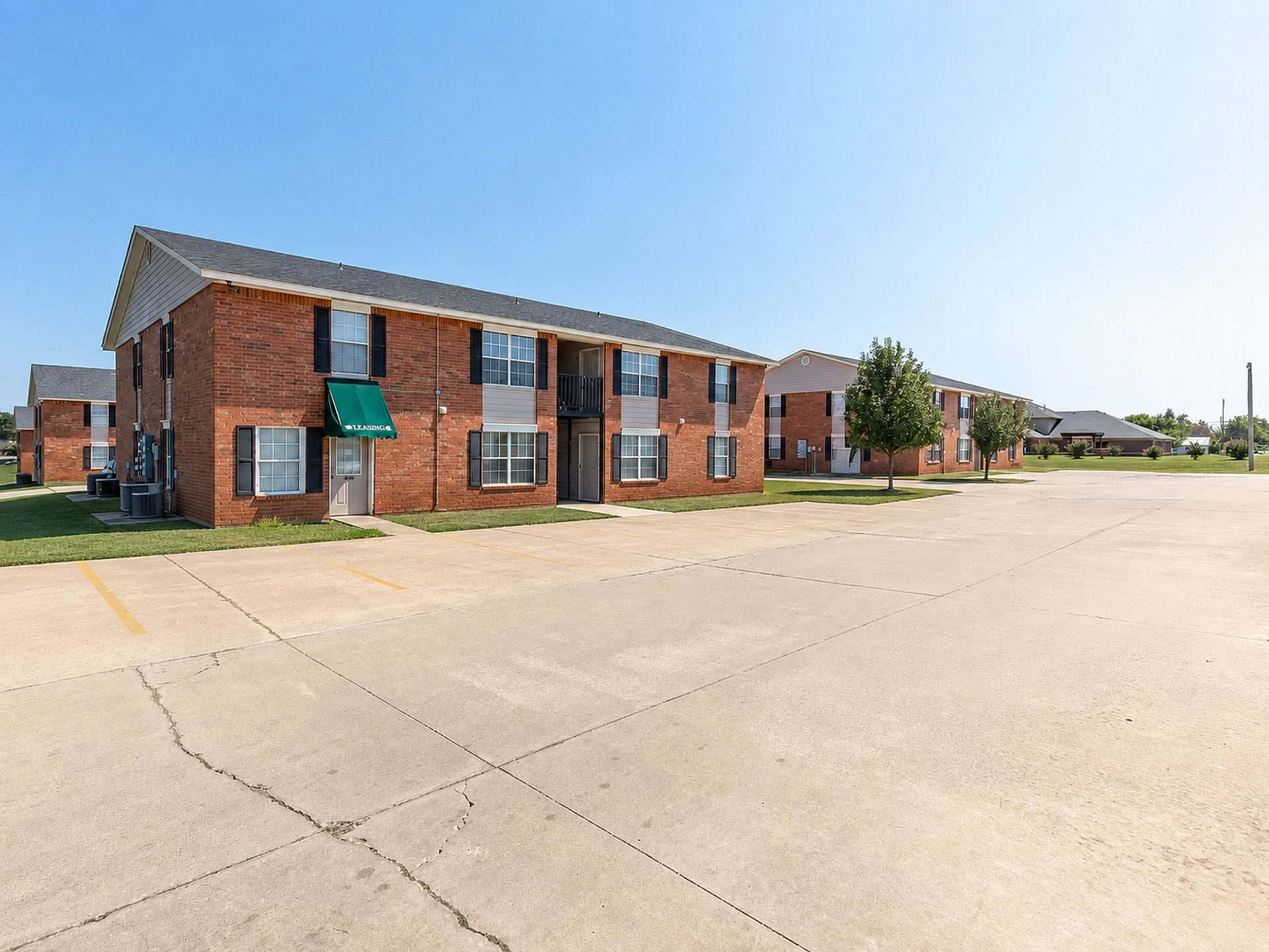 Buffalo Creek Apartment Homes – photo 1 of 15