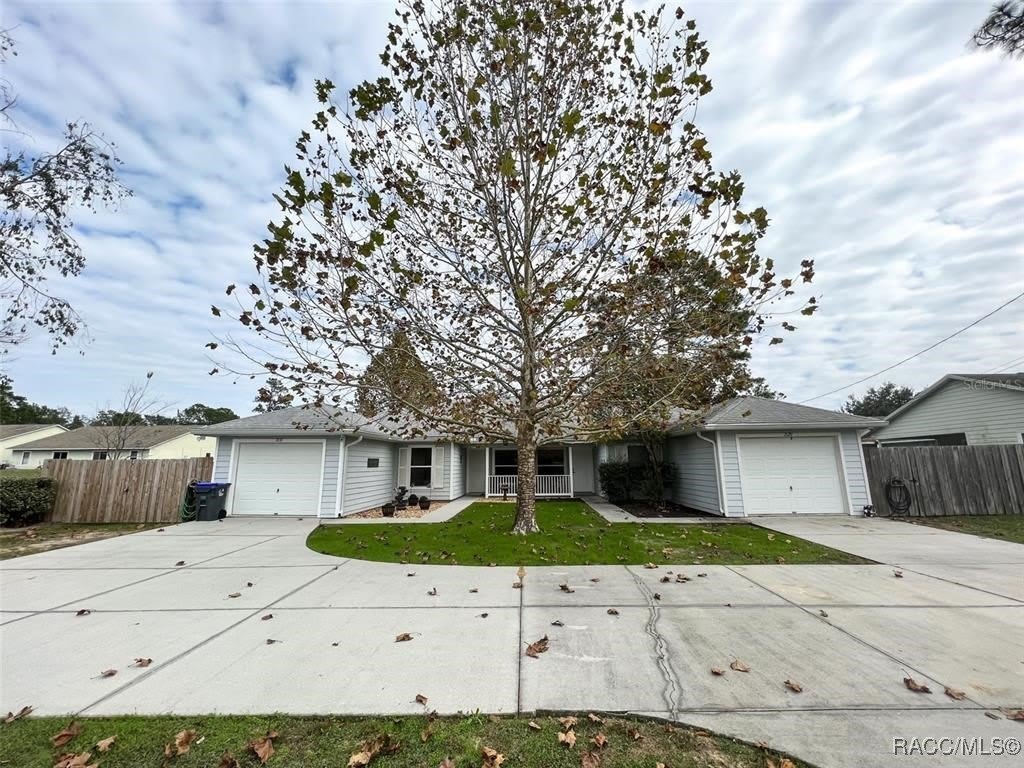 2131 N Pine Cone Avenue – photo 1 of 22