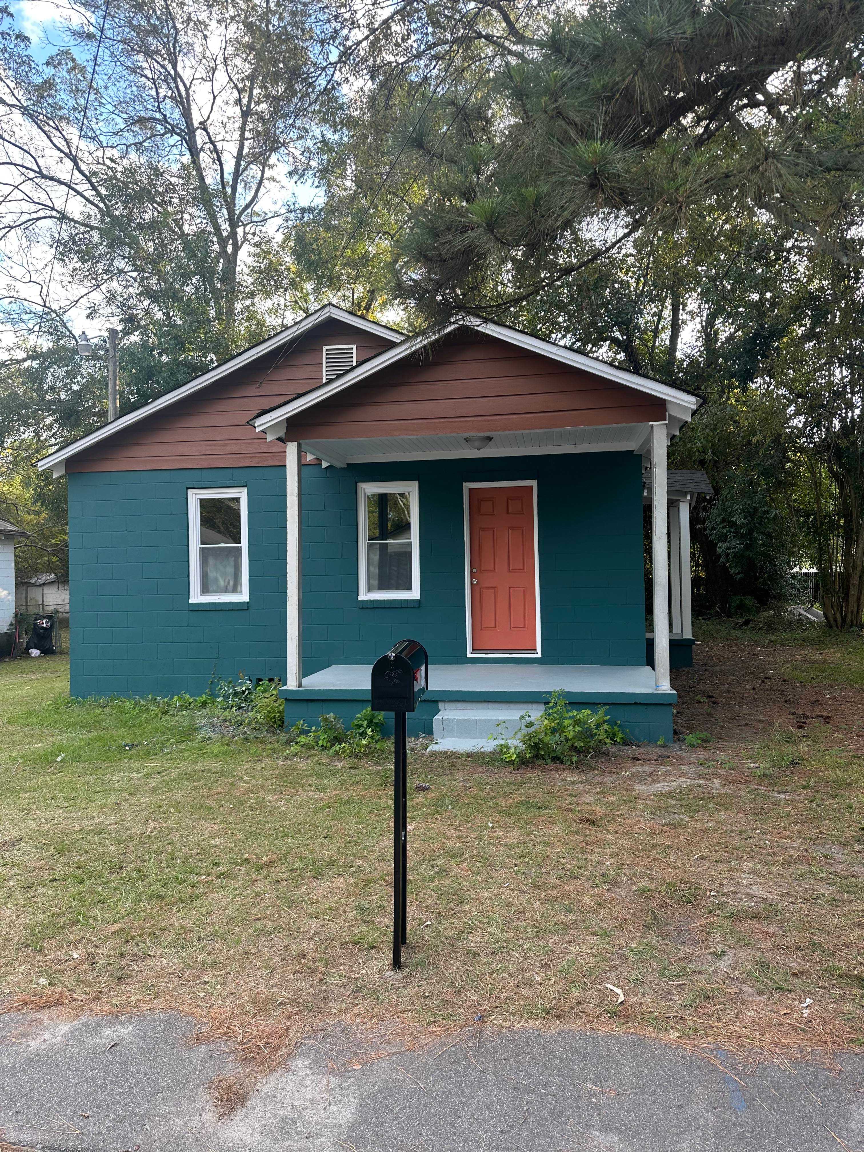 844 Kearse Dr – photo 1 of 11