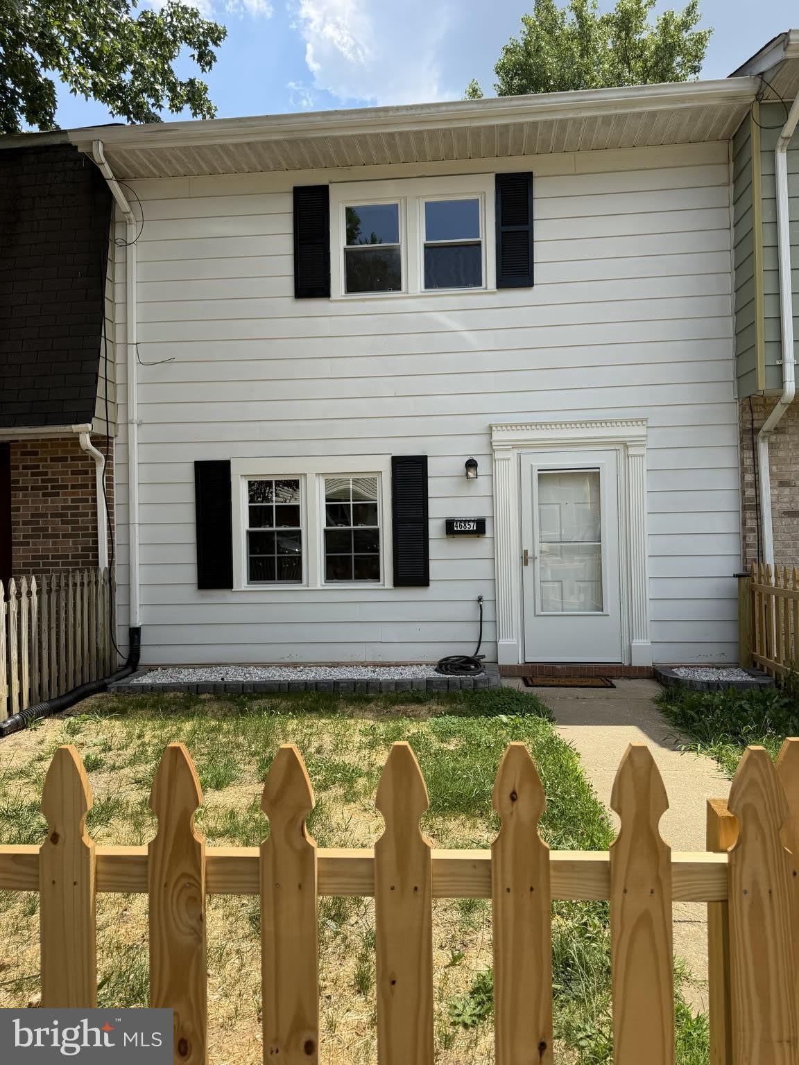 46857 Rogers Drive – photo 1 of 243
