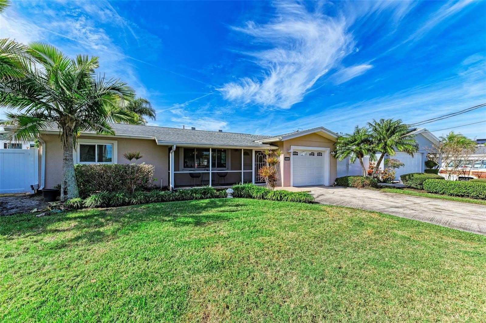 6000 BAYOU GRANDE Boulevard NE – photo 1
