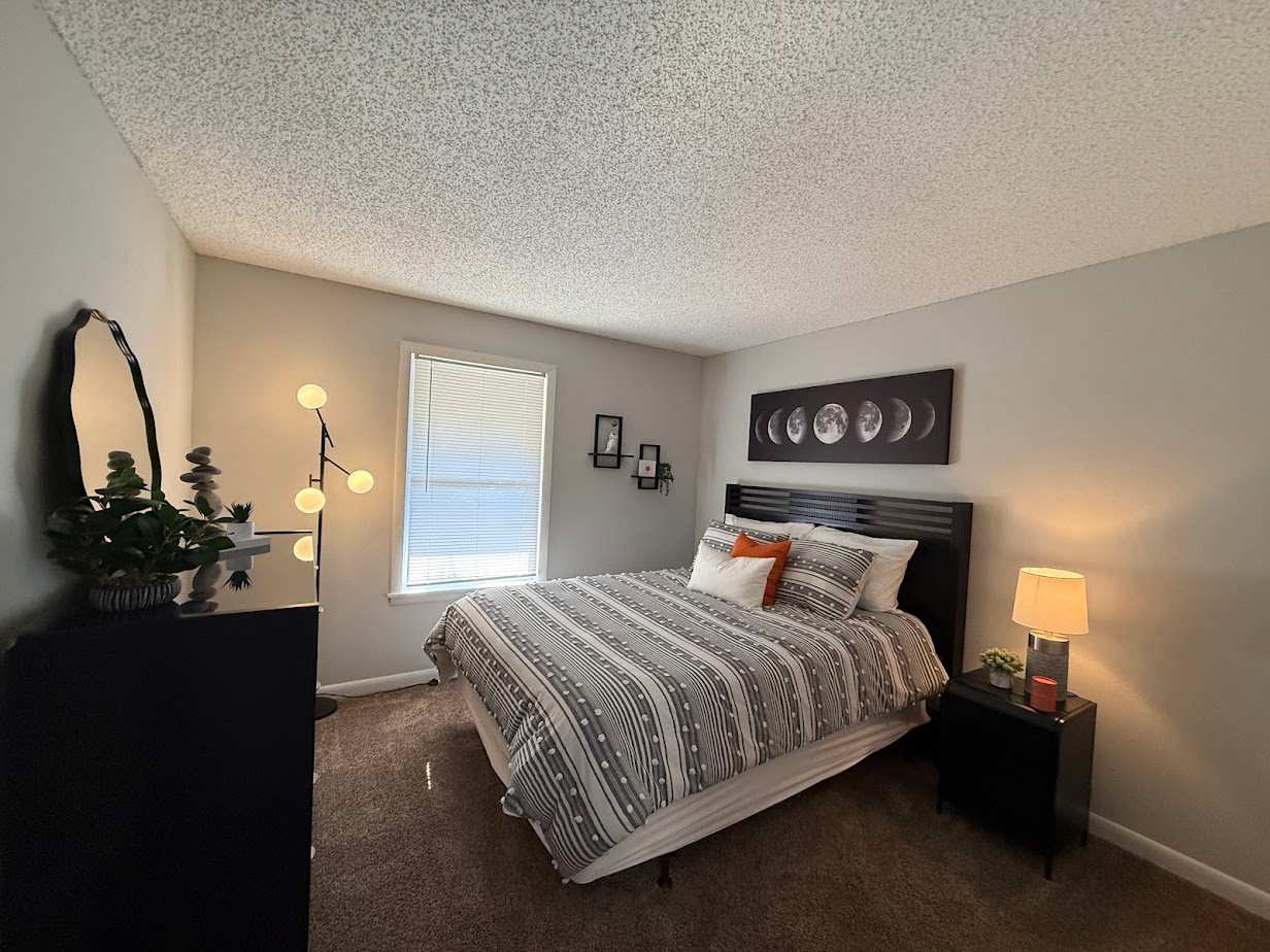 Summerfield Place – photo 1 of 8