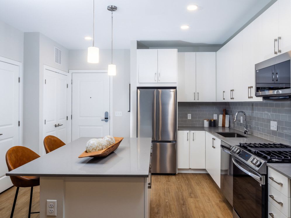 Avalon North Andover – photo 1 of 49