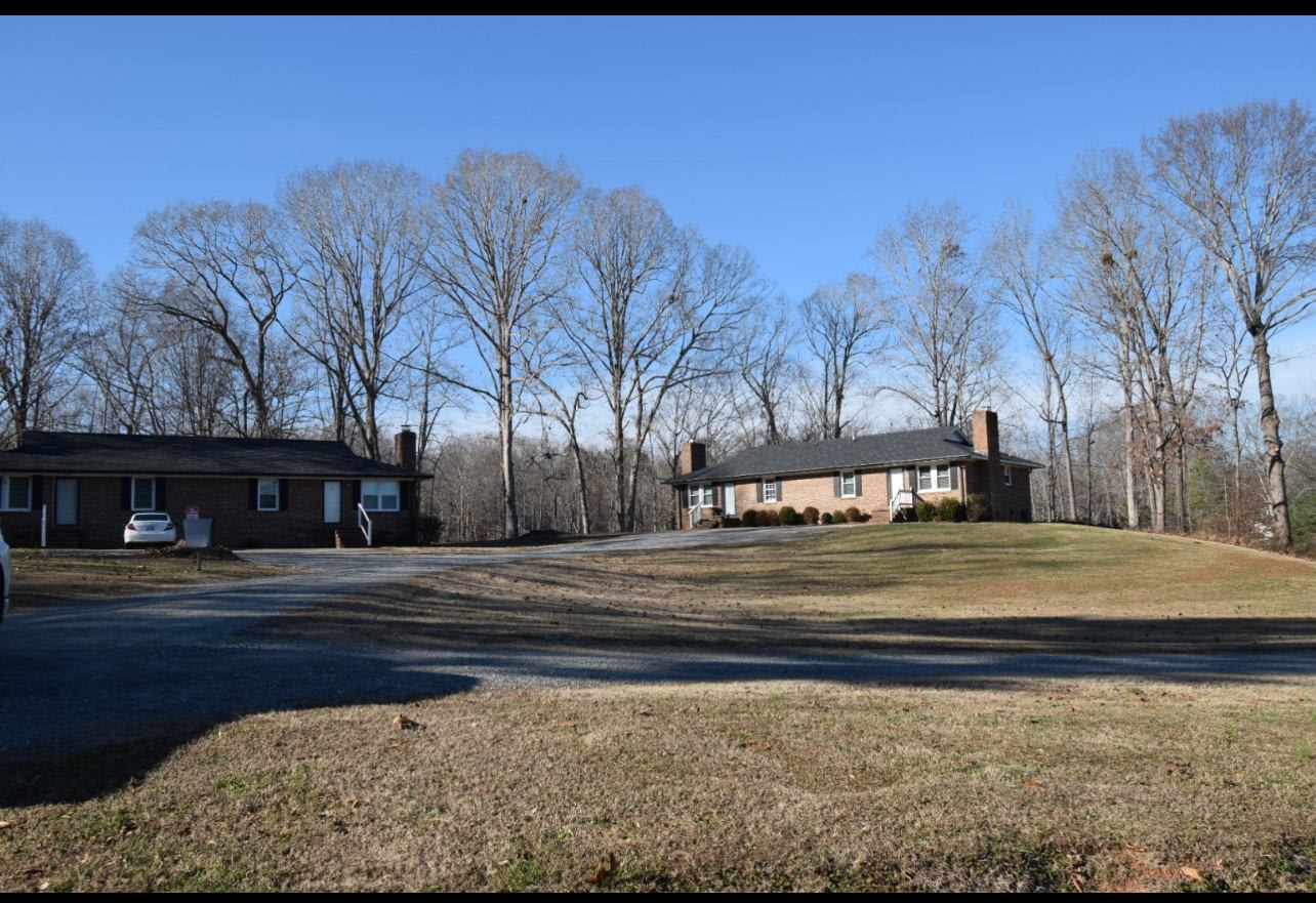 611 Borders Road – photo 1 of 11