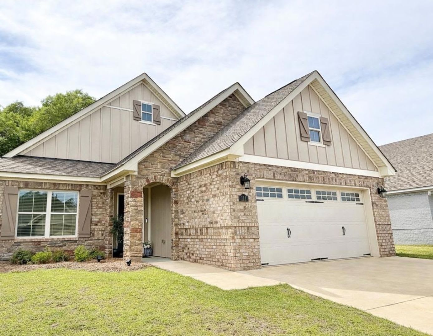 Beautiful 3/2 in Walters Branch – photo 1 of 19