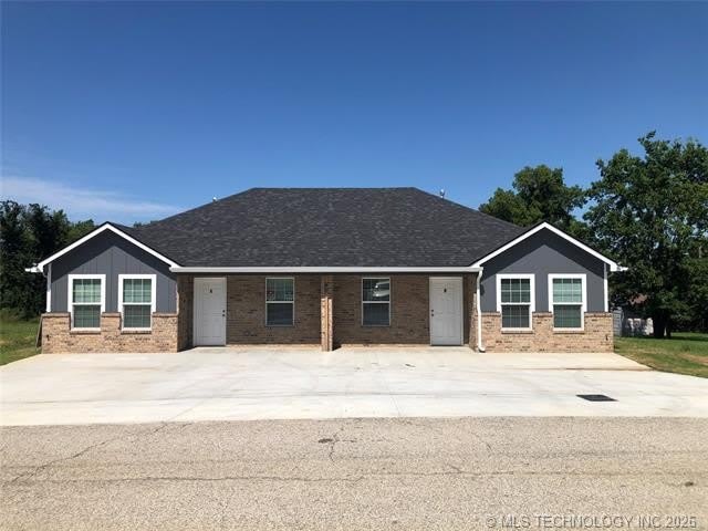 808 N 10th Street – photo 1 of 12
