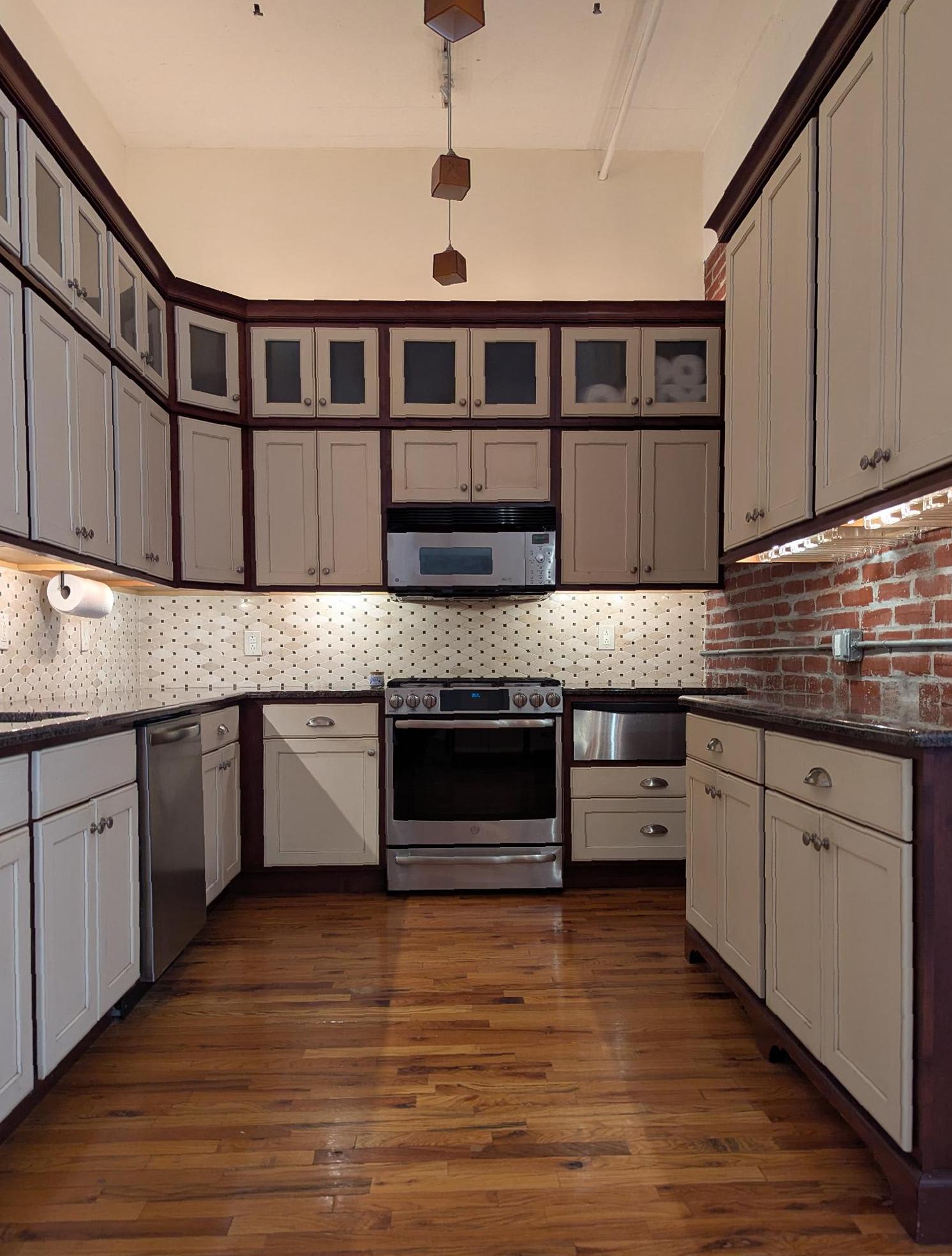 314 North 12th Street – photo 1