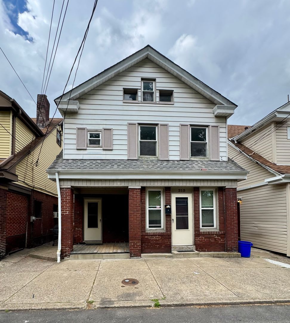 215 Spencer Avenue – photo 1