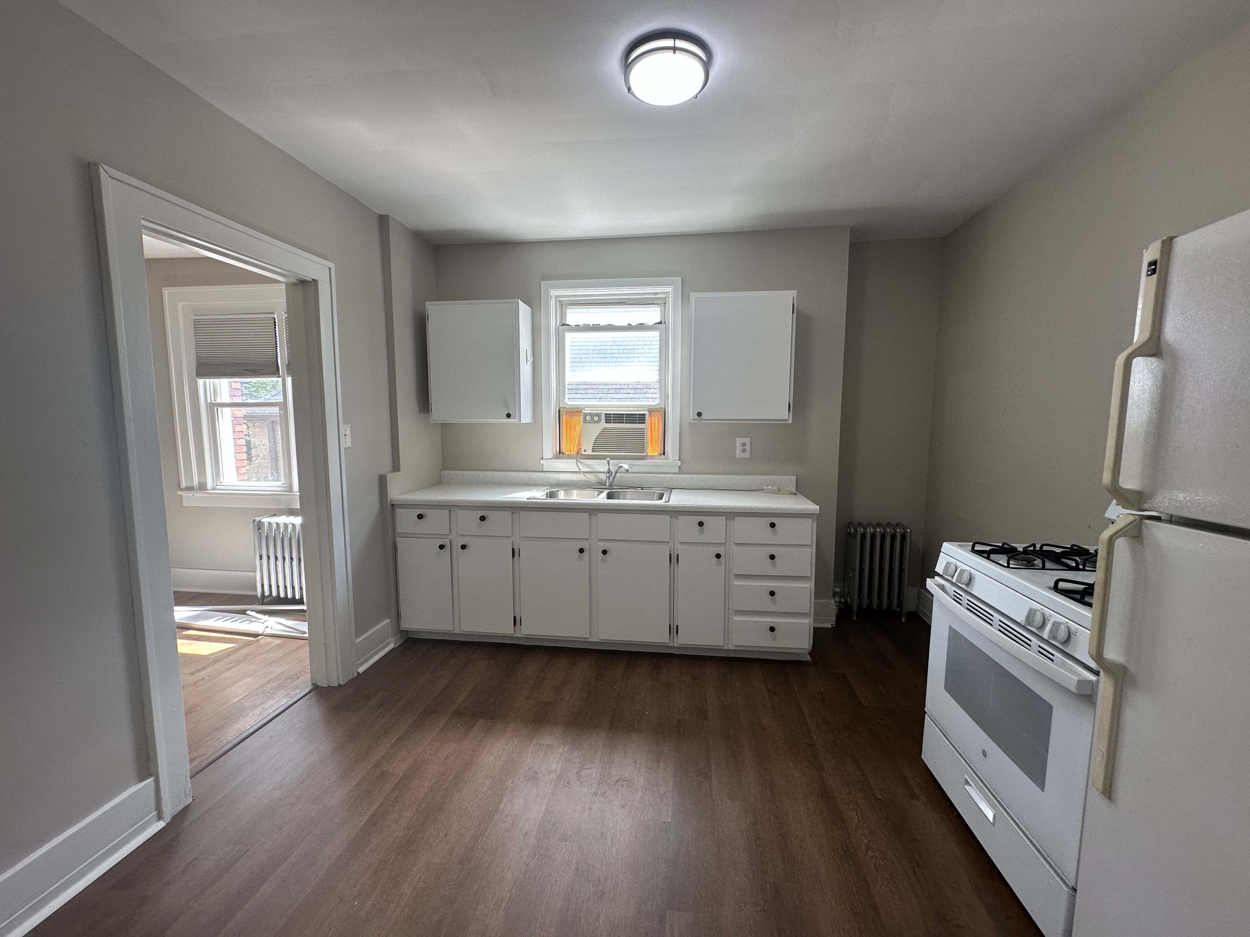 1149 Merchant St – photo 1 of 6