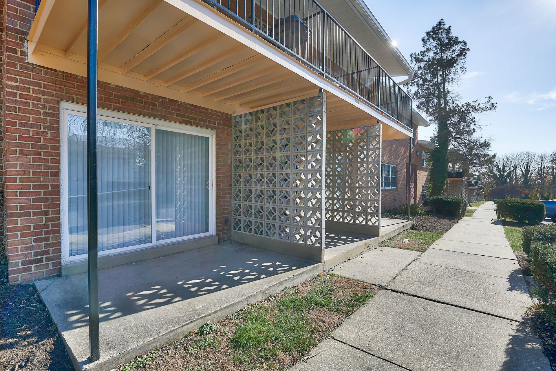 Woodington West – photo 1
