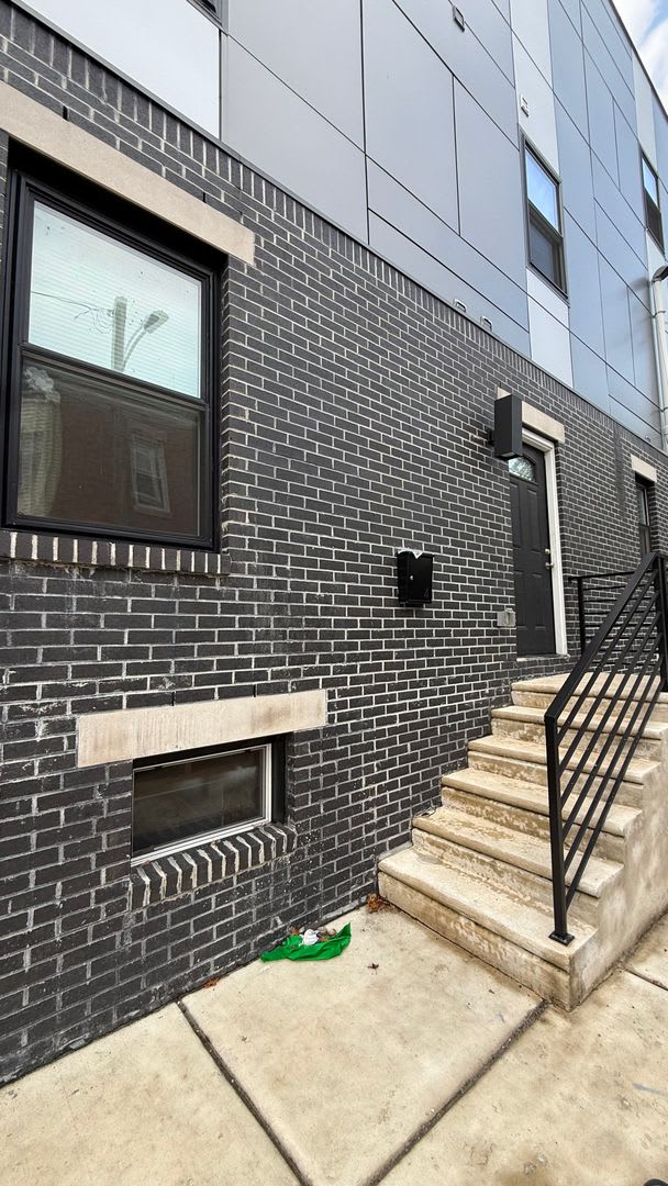 5328 Vine St. – photo 1