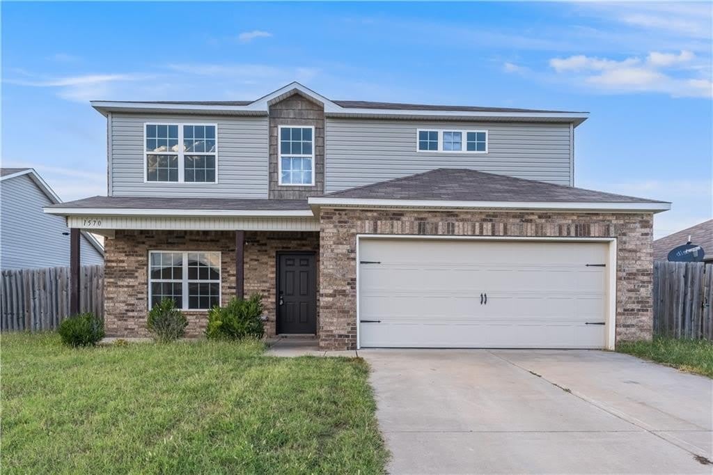 1570 Scotland Drive – photo 1