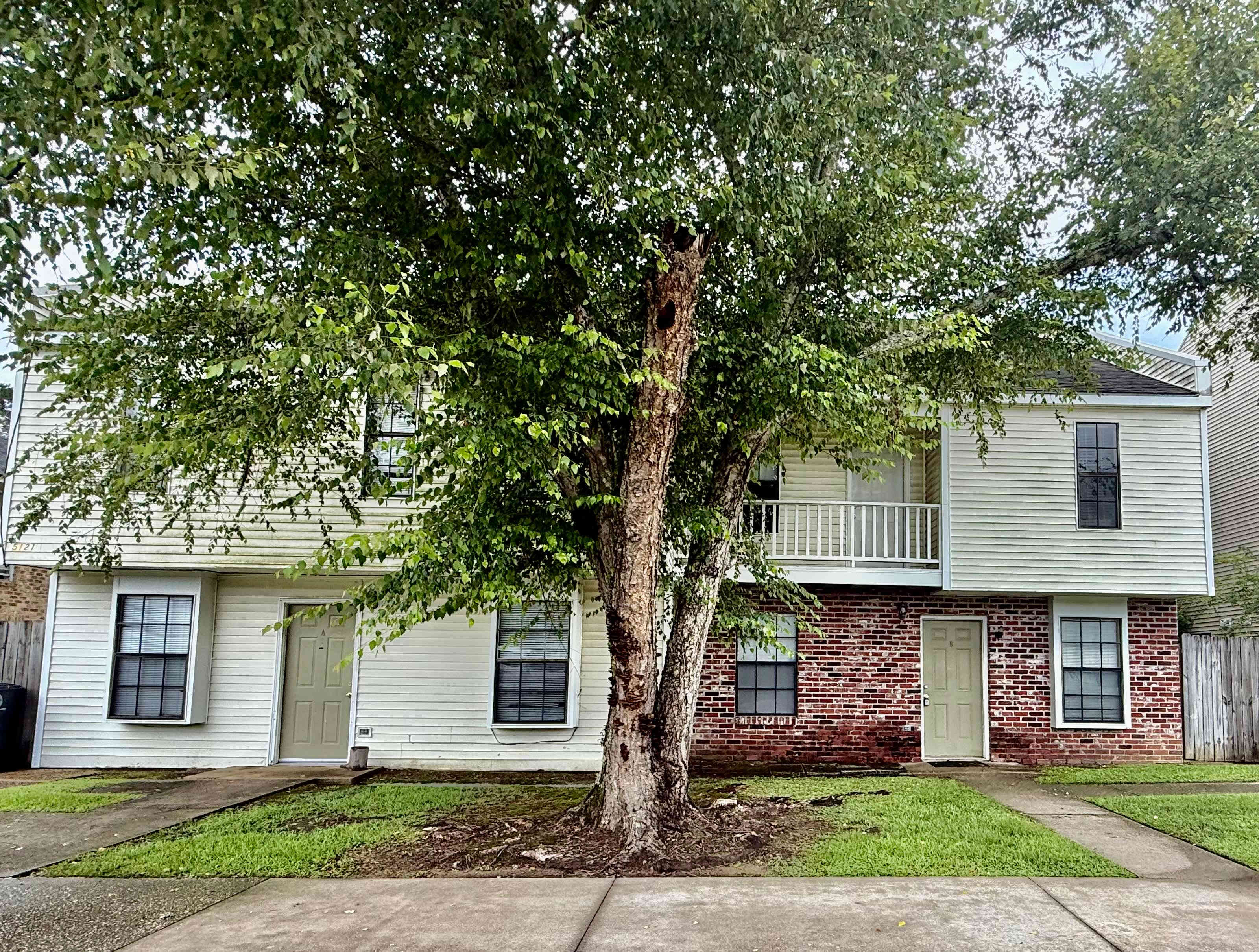 5121 E Hunters Chapel Ct – photo 1 of 40