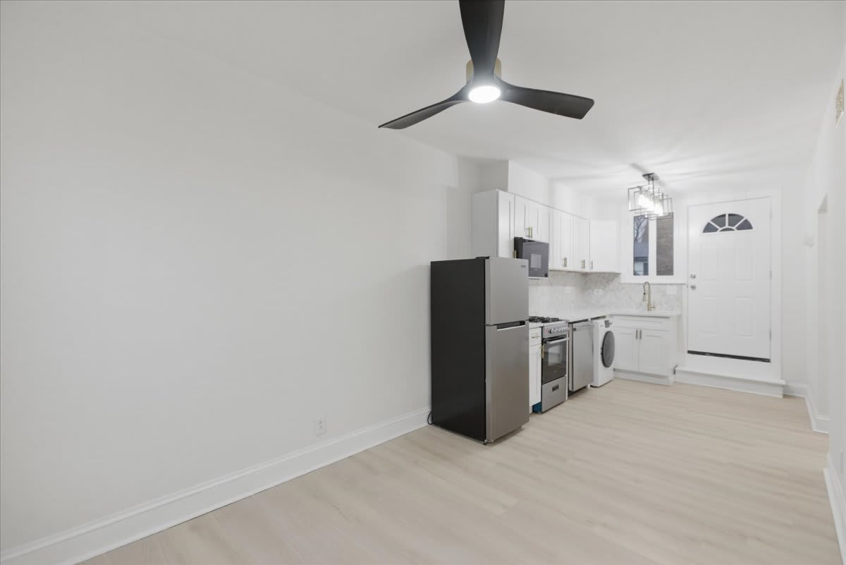 4004 North Bell Avenue – photo 1