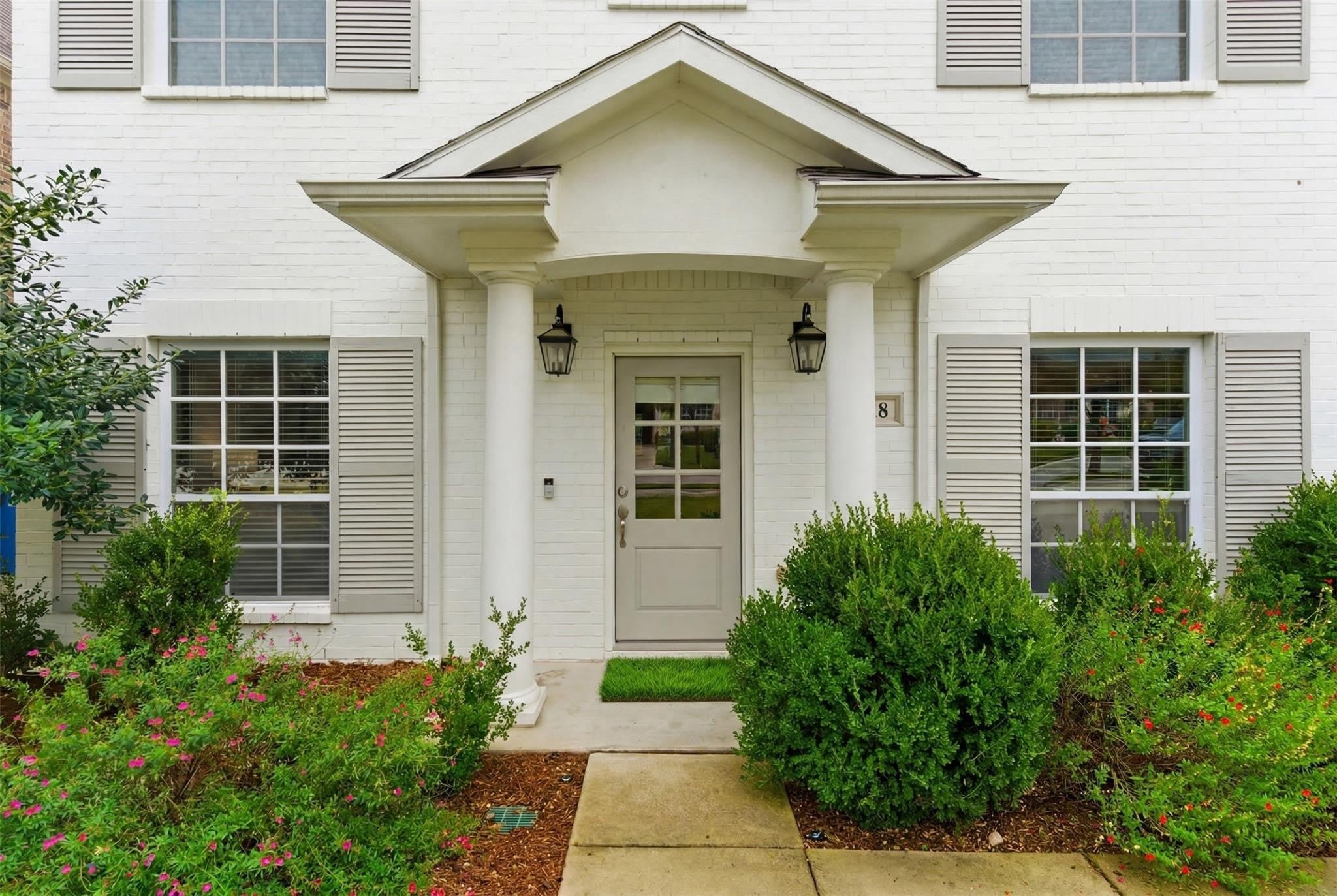 318 Blue Stem Lane – photo 1 of 44